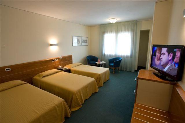 Ca' Delle Rose Hotel Castelfranco Veneto Room photo